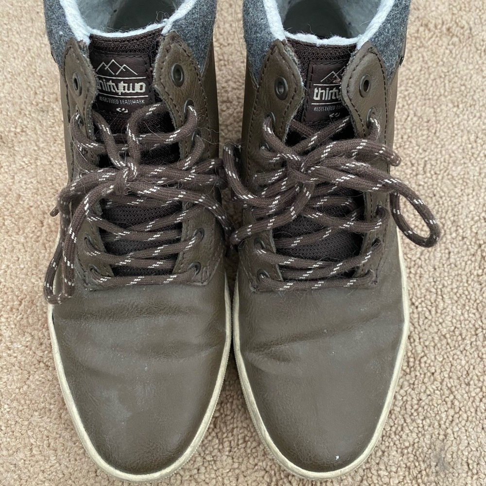 Etnies X ThirtyTwo Boots size 8